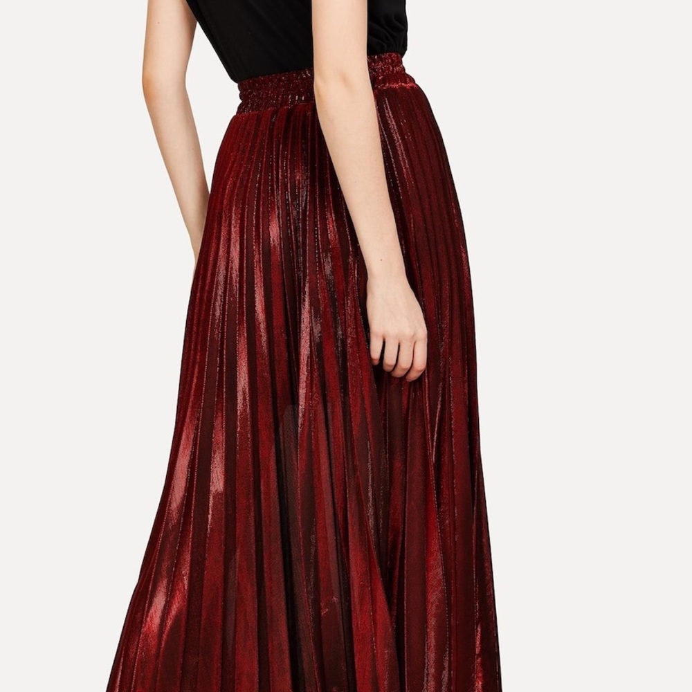 Shimmer Solid Color Pleated Skirt - Picture 4 of 5